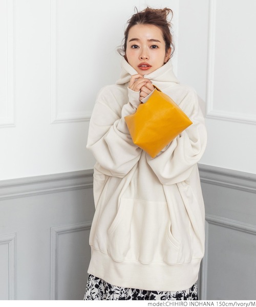 coca（coca）（コカ）の「ふわり～オーバーサイズフーディー（その他トップス・レディース・ブラック/グレー/アイボリー/チャコール/オレンジ・M/L）」の7枚目の写真