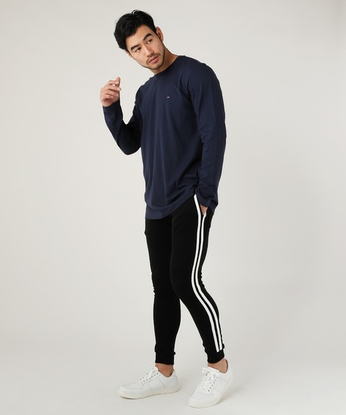 TOMMY HILFIGER（トミーヒルフィガー）の「TOMMY HILFIGER トミー ヒルフィガー /胸ワンポイント ベーシッククルーネック長袖Tシャツ（Tシャツ/カットソー・メンズ・ホワイト/ブラック/ヘザーグレー/オートミール/ダークネイビー・S/M/L/XL）」の13枚目の写真