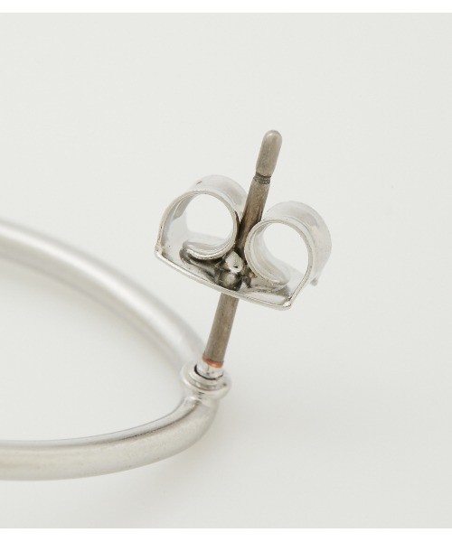 AZUL by moussy（アズールバイマウジー）の「WRAPPED PEARL EARRINGS/ラップパールピアス（ピアス（両耳用）・レディース・シルバー/ゴールド系その他・FREE）」の6枚目の写真