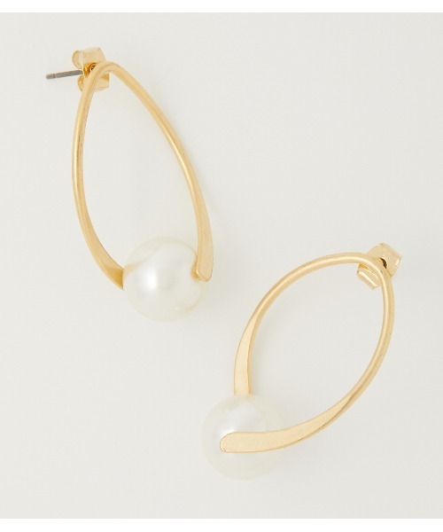 AZUL by moussy（アズールバイマウジー）の「WRAPPED PEARL EARRINGS/ラップパールピアス（ピアス（両耳用）・レディース・シルバー/ゴールド系その他・FREE）」の9枚目の写真