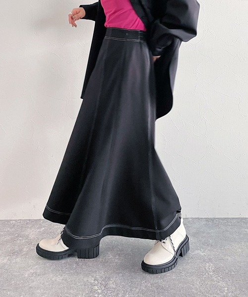 PAGEBOY(ページボーイ)の「スポンジツイルスカート(スカート・レディース・ブルー/グレイッシュベージュ/ブラック・FREE)」の4枚目の写真