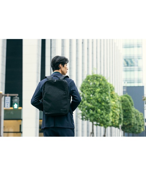 COLEMAN（コールマン）の「アウトビズバックパックスリム（バックパック/リュック・レディース・ブラック/ダークグレー・ONE SIZE）」の20枚目の写真