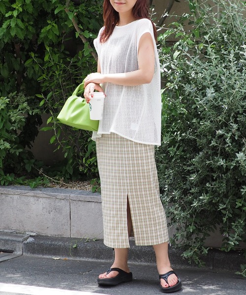 BeAMS DOT（ビームスドット）の「【WEB限定】BeAMS DOT / ハイウエスト チェック柄タイトスカート（スカート・レディース・ベージュ/パープル・SMALL/MEDIUM）」の2枚目の写真