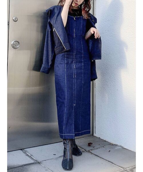 dazzlin（ダズリン）の「バックぺプラムリボンジャンスカ（ジャンパースカート・レディース・インディゴブルー/モカ・SMALL/MEDIUM）」の21枚目の写真