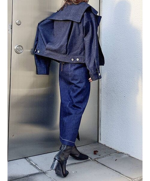 dazzlin（ダズリン）の「バックぺプラムリボンジャンスカ（ジャンパースカート・レディース・インディゴブルー/モカ・SMALL/MEDIUM）」の22枚目の写真