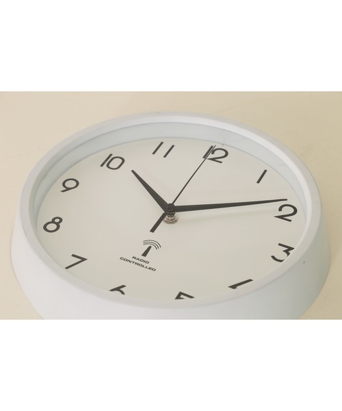 emesuelee（エメスーリー）の「ウォールクロック電波時計（掛け時計・レディース・レッド/ホワイト/グリーン/ブラック・フリー）」の12枚目の写真