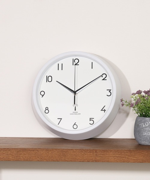 emesuelee（エメスーリー）の「ウォールクロック電波時計（掛け時計・レディース・レッド/ホワイト/グリーン/ブラック・フリー）」の10枚目の写真