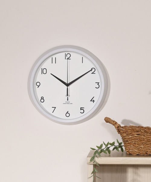 emesuelee（エメスーリー）の「ウォールクロック電波時計（掛け時計・レディース・レッド/ホワイト/グリーン/ブラック・フリー）」の7枚目の写真