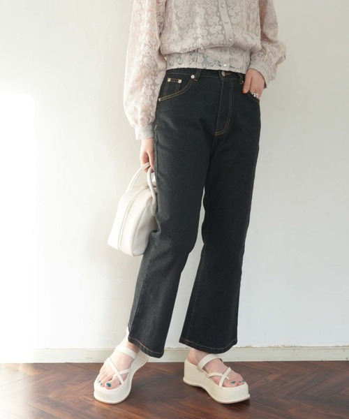 archives(アルシーヴ)の「クロップドデニムパンツ(デニムパンツ・レディース・ブラック/グレー/ブルー・SMALL/MEDIUM)」の2枚目の写真