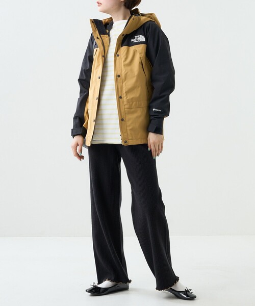 FREAK'S STORE(フリークスストア)の「THE NORTH FACE/ザ ノース フェイス Mountain Light Jacket/マウンテンライトジャケット(ナイロンジャケット・レディース・ブラック/キャメル・SMALL/MEDIUM)」の14枚目の写真