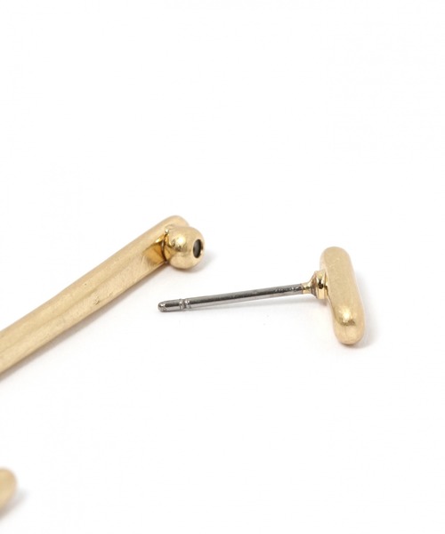 studio CLIP（スタディオクリップ）の「Jラインピアス（ピアス（両耳用）・レディース・その他1・FREE）」の2枚目の写真