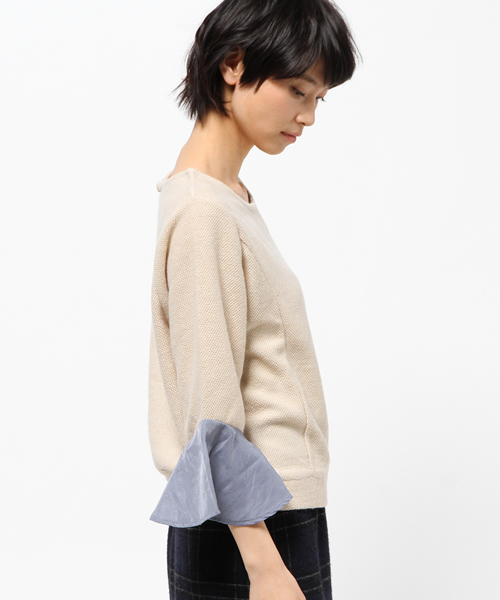 OUTLET(アウトレット)の「【mystic】袖フリルニットプルオーバー(Tシャツ/カットソー・レディース・ブラック/ボルドー/オフホワイト・FREE)」の5枚目の写真