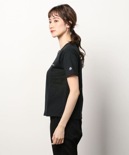 Champion(チャンピオン)の「【Champion/チャンピオン】レディース ショートスリーブVネックTシャツ(Tシャツ/カットソー・レディース・スカイブルー/グレー/ブラック/スモーキーグリーン系1/サンドベージュ/ホワイト・MEDIUM/LARGE)」の21枚目の写真
