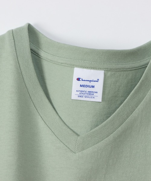 Champion(チャンピオン)の「【Champion/チャンピオン】レディース ショートスリーブVネックTシャツ(Tシャツ/カットソー・レディース・スカイブルー/グレー/ブラック/スモーキーグリーン系1/サンドベージュ/ホワイト・MEDIUM/LARGE)」の12枚目の写真