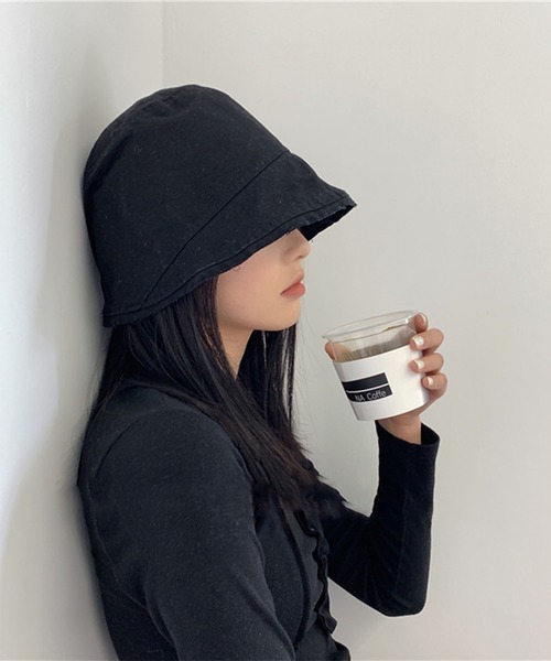 me+em select（ミームセレクト）の「【 8色展開 】フリンジカラーバケットハット【サイズ調節可／裏地付】（ハット・レディース・ブラック/ベージュ/パープル/オレンジ/ブルー/グリーン/モカ/キナリ・FREE）」の3枚目の写真