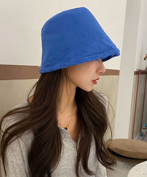 me+em select（ミームセレクト）の「【 8色展開 】フリンジカラーバケットハット【サイズ調節可／裏地付】（ハット・レディース・ブラック/ベージュ/パープル/オレンジ/ブルー/グリーン/モカ/キナリ・FREE）」の17枚目の写真