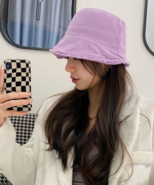 me+em select（ミームセレクト）の「【 8色展開 】フリンジカラーバケットハット【サイズ調節可／裏地付】（ハット・レディース・ブラック/ベージュ/パープル/オレンジ/ブルー/グリーン/モカ/キナリ・FREE）」の14枚目の写真