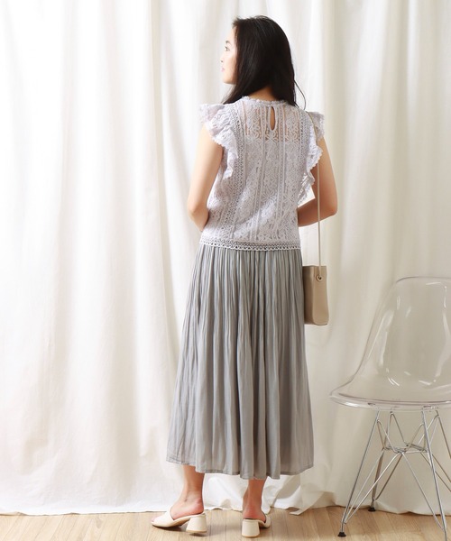 libelle more(リベル モア)の「フリルスリーブレースブラウス(シャツ/ブラウス・レディース・ラベンダー/ブラック/ライトブルー/オフホワイト・L/M)」の5枚目の写真