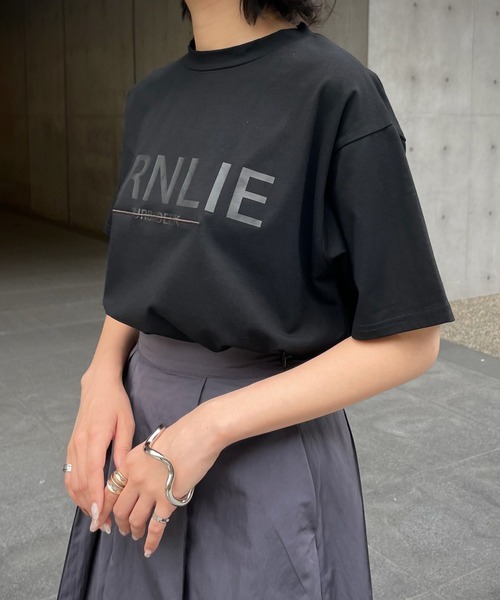 &g'aime(アンジェム)の「【&g’aime】ロゴ×刺繍Tシャツ(Tシャツ/カットソー・レディース・ホワイト/ブラック/グレイッシュベージュ・FREE)」の22枚目の写真