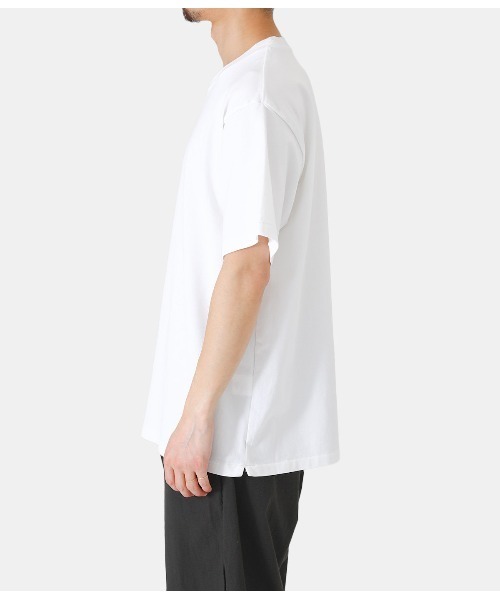 GOLD（ゴールド）の「GOLD / ゴールド：PLANTING COTTON JERSEY T-SHIRT：22A-GL78883[MUS]（Tシャツ/カットソー・メンズ・ブラック/オフホワイト・XL/L/M）」の20枚目の写真