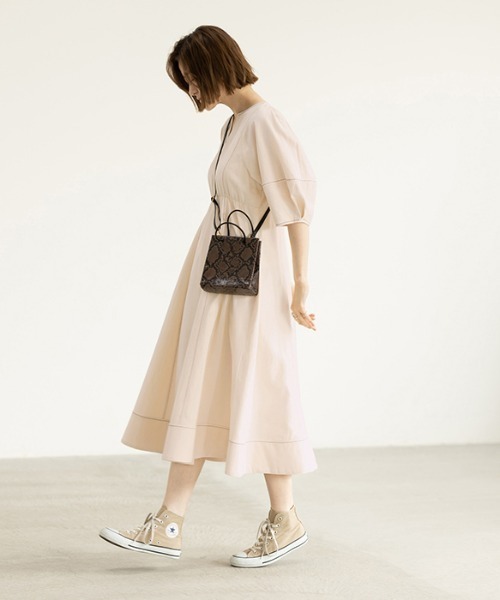 GeeRA(ジーラ)の「前後2WAYランタンスリーブフレアーワンピース(ワンピース・レディース・ネイビー/アイボリー/ブルー・MEDIUM/LARGE/X-LARGE)」の13枚目の写真