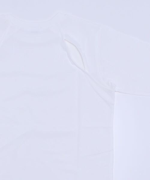 LOWRYS FARM(ローリーズファーム)の「カットアウトTシャツ 296729(Tシャツ/カットソー・レディース・ホワイト/ブラック/ブラウン・FREE)」の5枚目の写真