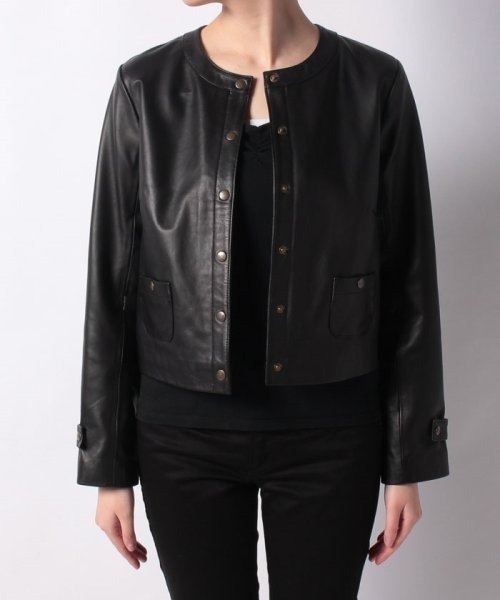 To b. by agnes b.（トゥービーバイアニエスベー）の「WF21 BLOUSON