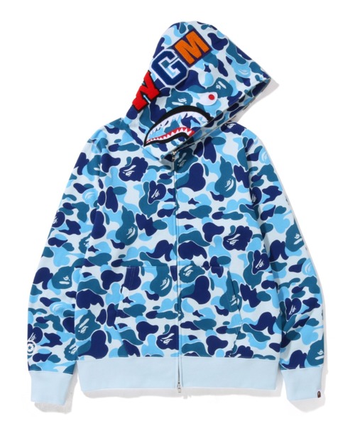 A BATHING APE（アベイシングエイプ）の「BIG ABC CAMO SHARK