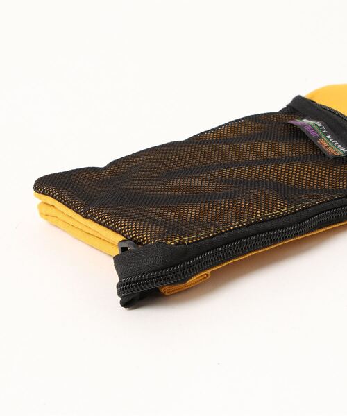 CUBE SUGAR(キューブシュガー)の「無地配色スマートミニマルチショルダーバッグ(ショルダーバッグ・レディース・ブラック/ベージュ/カーキ/ブルー/マスタード・M)」の7枚目の写真