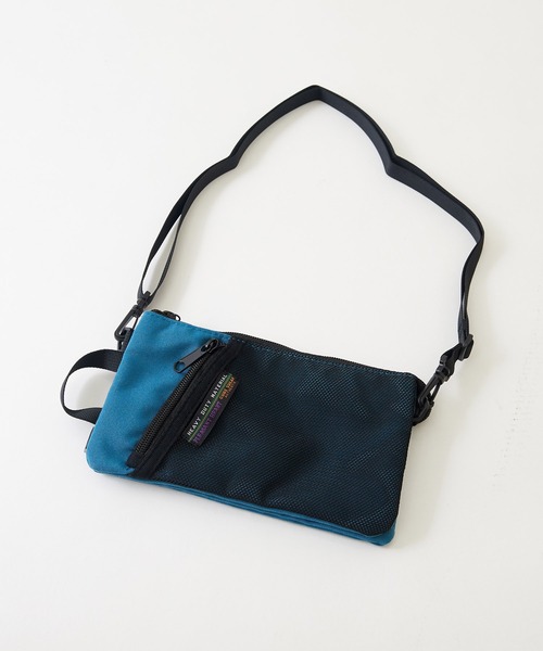 CUBE SUGAR(キューブシュガー)の「無地配色スマートミニマルチショルダーバッグ(ショルダーバッグ・レディース・ブラック/ベージュ/カーキ/ブルー/マスタード・M)」の16枚目の写真