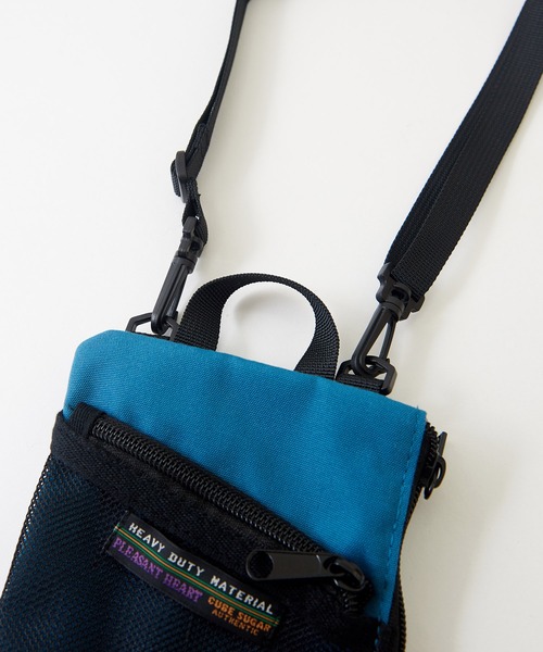 CUBE SUGAR(キューブシュガー)の「無地配色スマートミニマルチショルダーバッグ(ショルダーバッグ・レディース・ブラック/ベージュ/カーキ/ブルー/マスタード・M)」の17枚目の写真