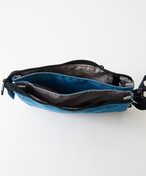 CUBE SUGAR(キューブシュガー)の「無地配色スマートミニマルチショルダーバッグ(ショルダーバッグ・レディース・ブラック/ベージュ/カーキ/ブルー/マスタード・M)」の21枚目の写真