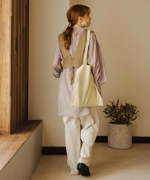 Crisp（クリスプ）の「シアールーズシャツ（シャツ/ブラウス・レディース・ベージュ/グレー/グリーン・FREE）」の8枚目の写真