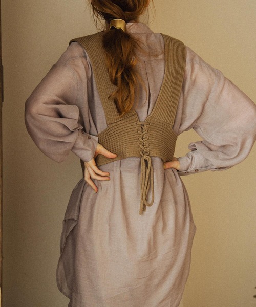 Crisp（クリスプ）の「シアールーズシャツ（シャツ/ブラウス・レディース・ベージュ/グレー/グリーン・FREE）」の4枚目の写真