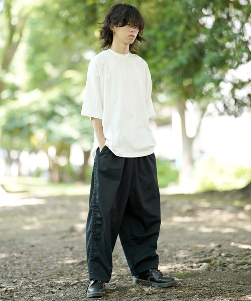 THE MILES(ザ マイルズ)の「AGITATOR アジテーター ビッグTシャツ ルーズT BIGTシャツ 無地T Tシャツ(Tシャツ/カットソー・メンズ・ホワイト/ブラック・MEDIUM/LARGE)」の8枚目の写真