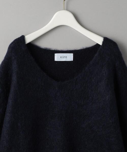 KIIRA（キーラ）の「<KiiRA> バルーンスリーブ モヘヤミックスニットプルオーバー（ニット/セーター・レディース・ナチュラル/ネイビー・FREE）」の4枚目の写真