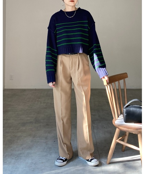 She's Closet（シーズクローゼット）の「オーバーサイズボリュームスリーブショート丈ルーズボーダーニット（ニット/セーター・レディース・ネイビー/アイボリー/ブラック・FREE）」の10枚目の写真