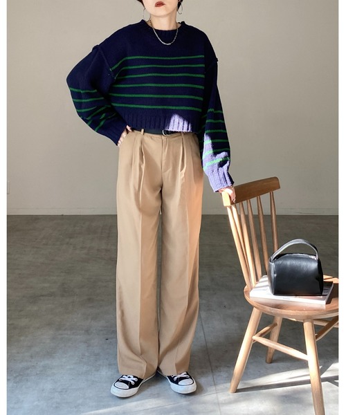 She's Closet（シーズクローゼット）の「オーバーサイズボリュームスリーブショート丈ルーズボーダーニット（ニット/セーター・レディース・ネイビー/アイボリー/ブラック・FREE）」の12枚目の写真