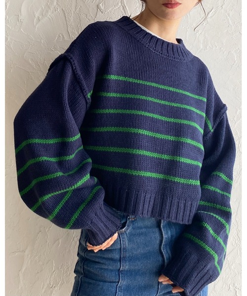 She's Closet（シーズクローゼット）の「オーバーサイズボリュームスリーブショート丈ルーズボーダーニット（ニット/セーター・レディース・ネイビー/アイボリー/ブラック・FREE）」の19枚目の写真