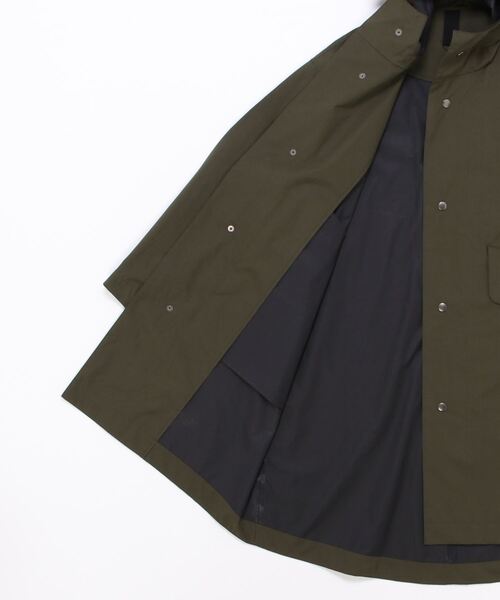 MHL.（エムエイチエル）の「COTTON LINEN COATING（モッズコート・メンズ・カーキ・LARGE/MEDIUM/SMALL）」の6枚目の写真