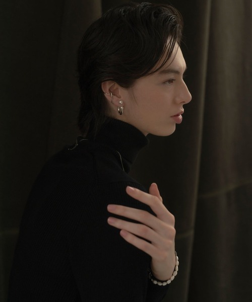 novice（ノーヴィス）の「【novice】Double Pearl Hoop Pierce（ピアス（両耳用）・レディース・ゴールド/シルバー・FREE）」の3枚目の写真