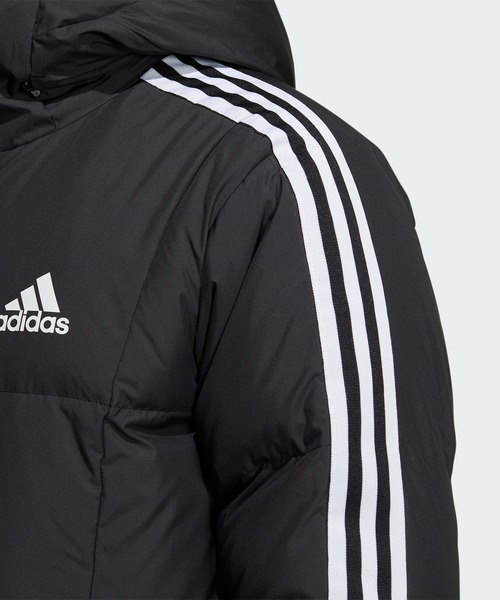adidas（アディダス）の「スリーストライプス ロングダウンコート（ジェンダーニュートラル） / アディダス（ダウンジャケット/コート・メンズ・ブラック・XX-LARGE/X-LARGE/SMALL/LARGE/MEDIUM）」の5枚目の写真