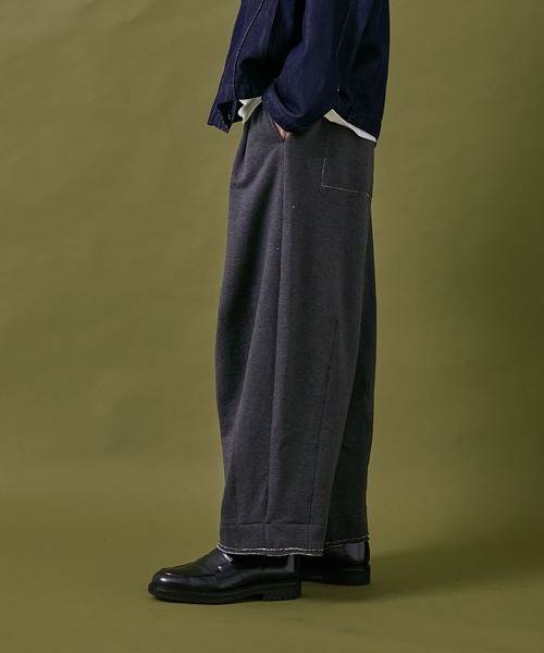 PUBLIC TOKYO（パブリックトウキョウ）の「バルーンスウェットイージーパンツ（スウェットパンツ・メンズ・グレー/ダークグレー・1/2）」の19枚目の写真
