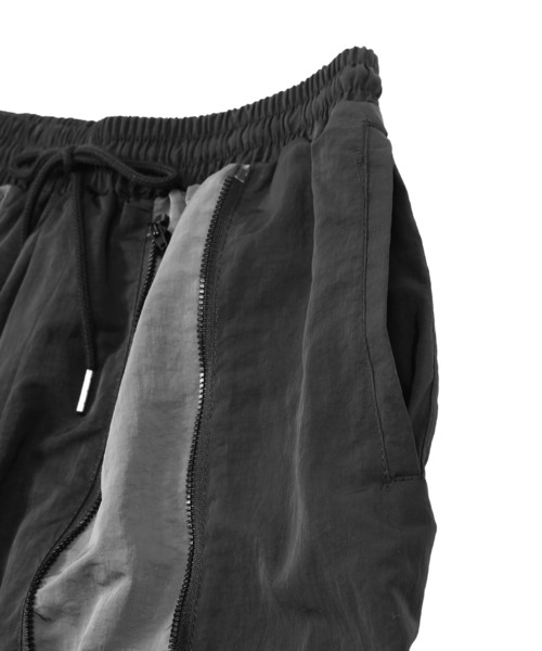 Figments（フィグメンツ）の「センターZIPトラックパンツ（その他パンツ・レディース・ブラック・FREE）」の3枚目の写真