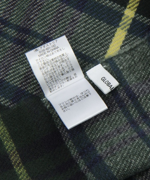 GLOBAL WORK(グローバルワーク)の「静電軽減柄ストール/281700(マフラー・レディース・ベージュ/ネイビー/イエロー/ブルー/グリーン/ダークブルー/ライトピンク・FREE)」の9枚目の写真