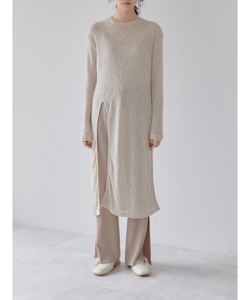 Ayla(アイラ)の「long slit knit(ワンピース・レディース・ライトベージュ/アイボリー・FREE)」の2枚目の写真