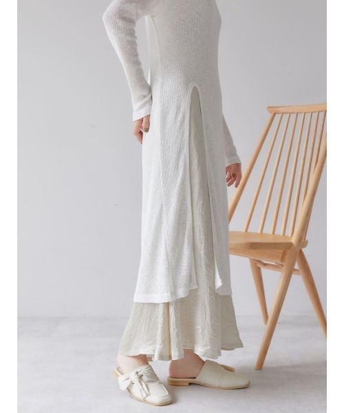 Ayla(アイラ)の「long slit knit(ワンピース・レディース・ライトベージュ/アイボリー・FREE)」の6枚目の写真