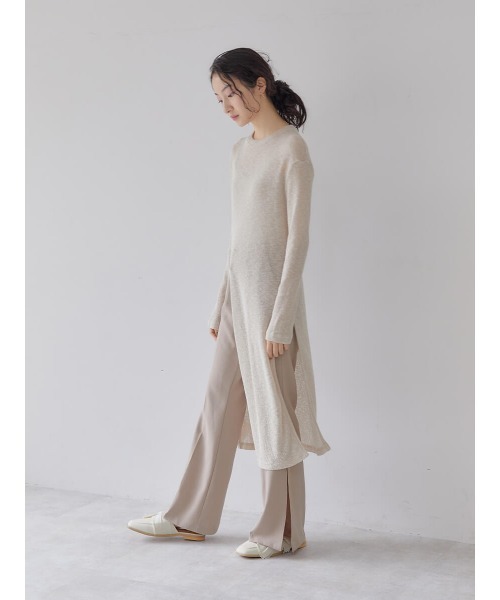 Ayla(アイラ)の「long slit knit(ワンピース・レディース・ライトベージュ/アイボリー・FREE)」の10枚目の写真
