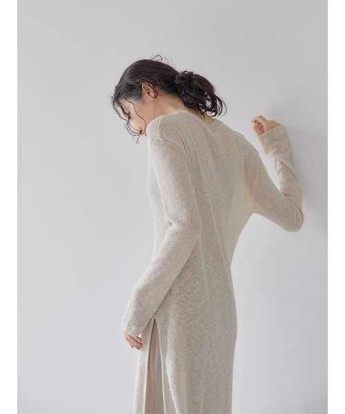 Ayla(アイラ)の「long slit knit(ワンピース・レディース・ライトベージュ/アイボリー・FREE)」の12枚目の写真