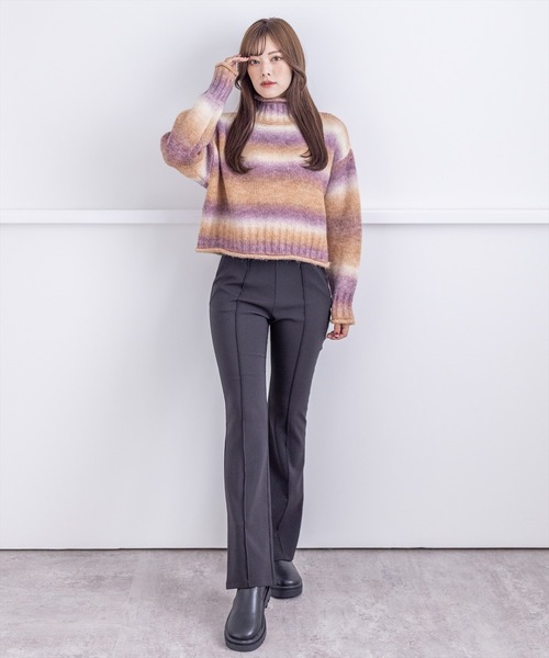 clear（クリア）の「グラデーションボーダーショートニットトップス（ニット/セーター・レディース・ピンク/オレンジ/イエロー/ブルー・F）」の17枚目の写真